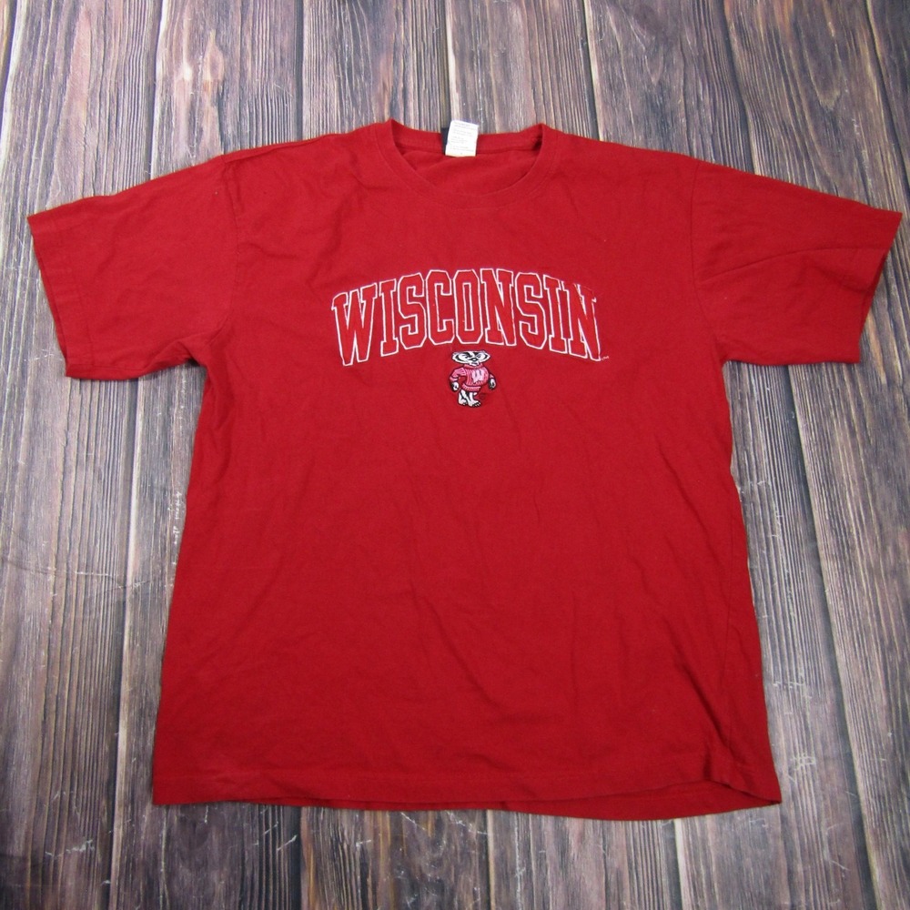 Wisconsin Badgers Bucky Embroidered Shirt Mens XL Red TSI Sportswear College Tee